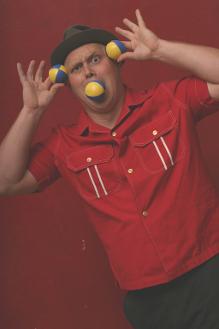 Goofy OMG Josh with juggling balls